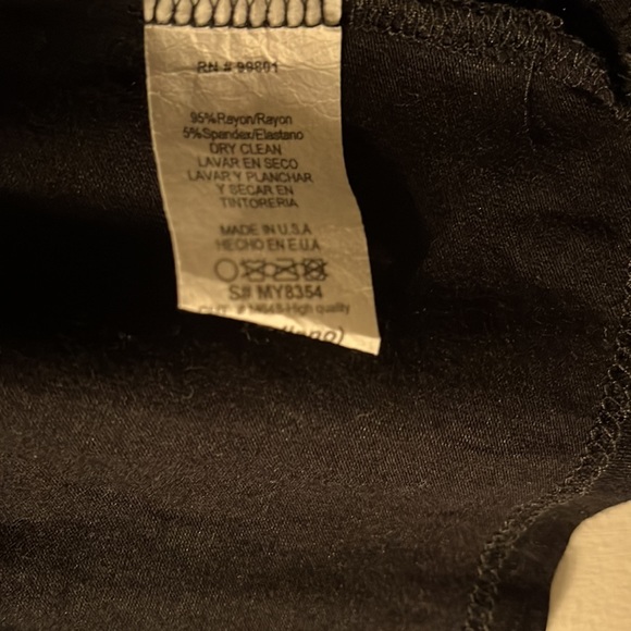 Black & Gold Shimmer Low-back Tee Dress - Picture 7 of 10